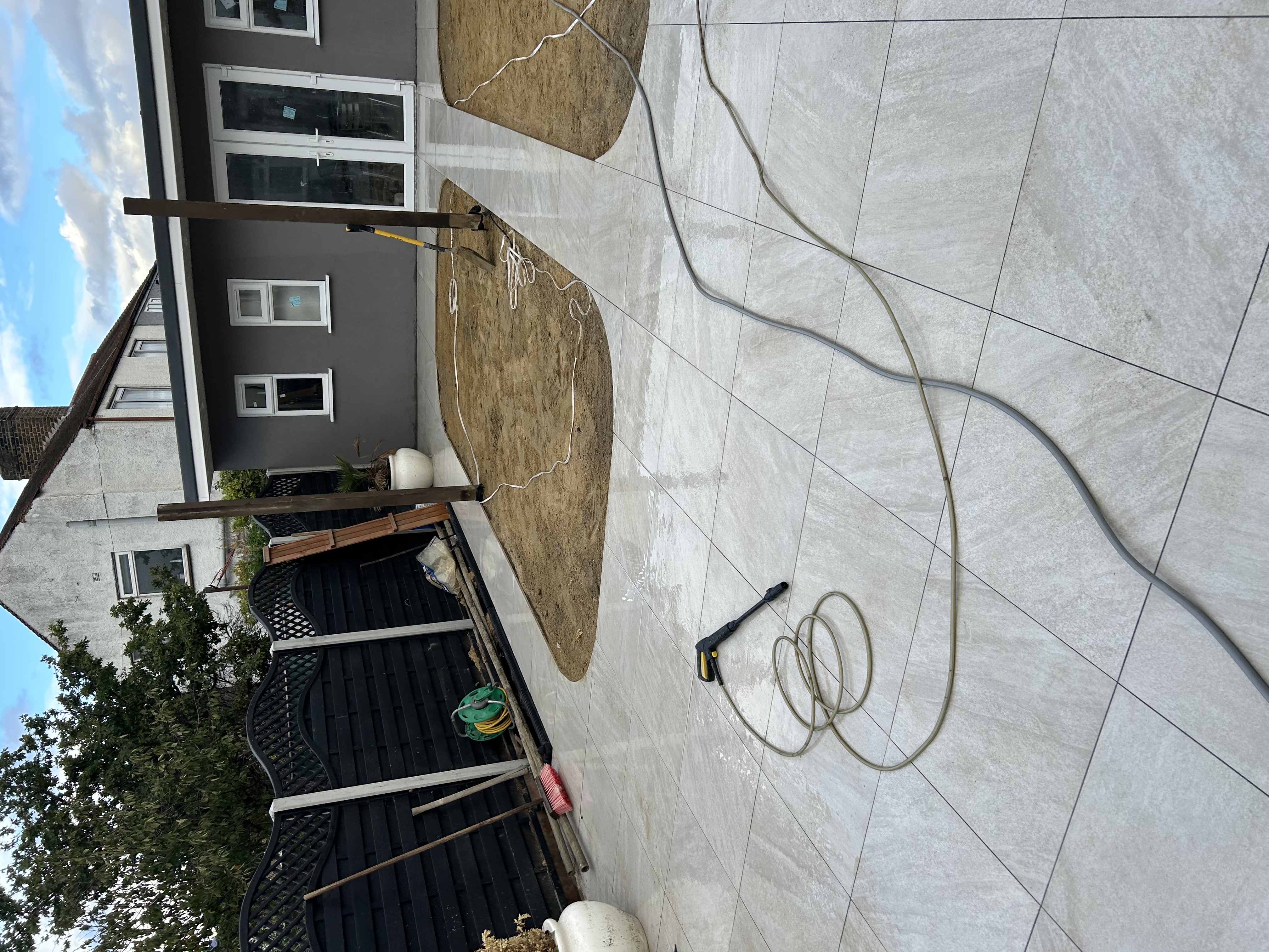 Garden New Slabs Or Paving Services